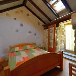 Sweet Traditional Dalmatian House With Pool Villa *