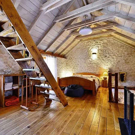 Vila Sweet Traditional Dalmatian House With Pool