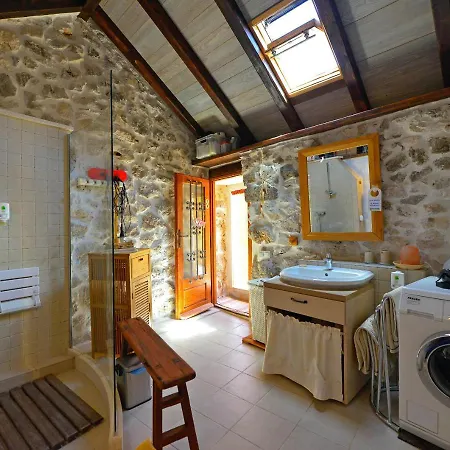 Vila Sweet Traditional Dalmatian House With Pool