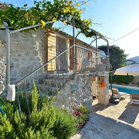 Vila Sweet Traditional Dalmatian House With Pool *