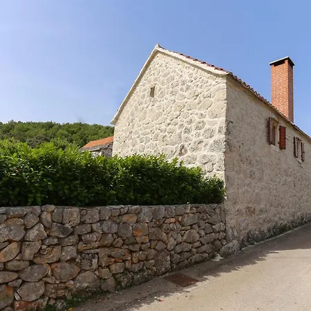 Sweet Traditional Dalmatian House With Pool *